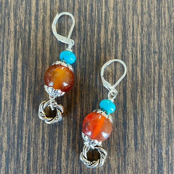 HAND CRAFTED CARNELIAN & TURQUOISE EARRINGS - Picture 1 of 12